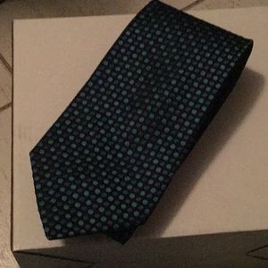 Beautiful dots tie 🎩